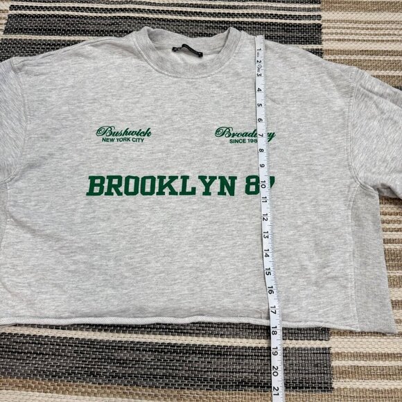 Zara Women's Cropped Brooklyn Sweatshirt Short Outfit Set Gray Fleece Size Small - Picture 13 of 16